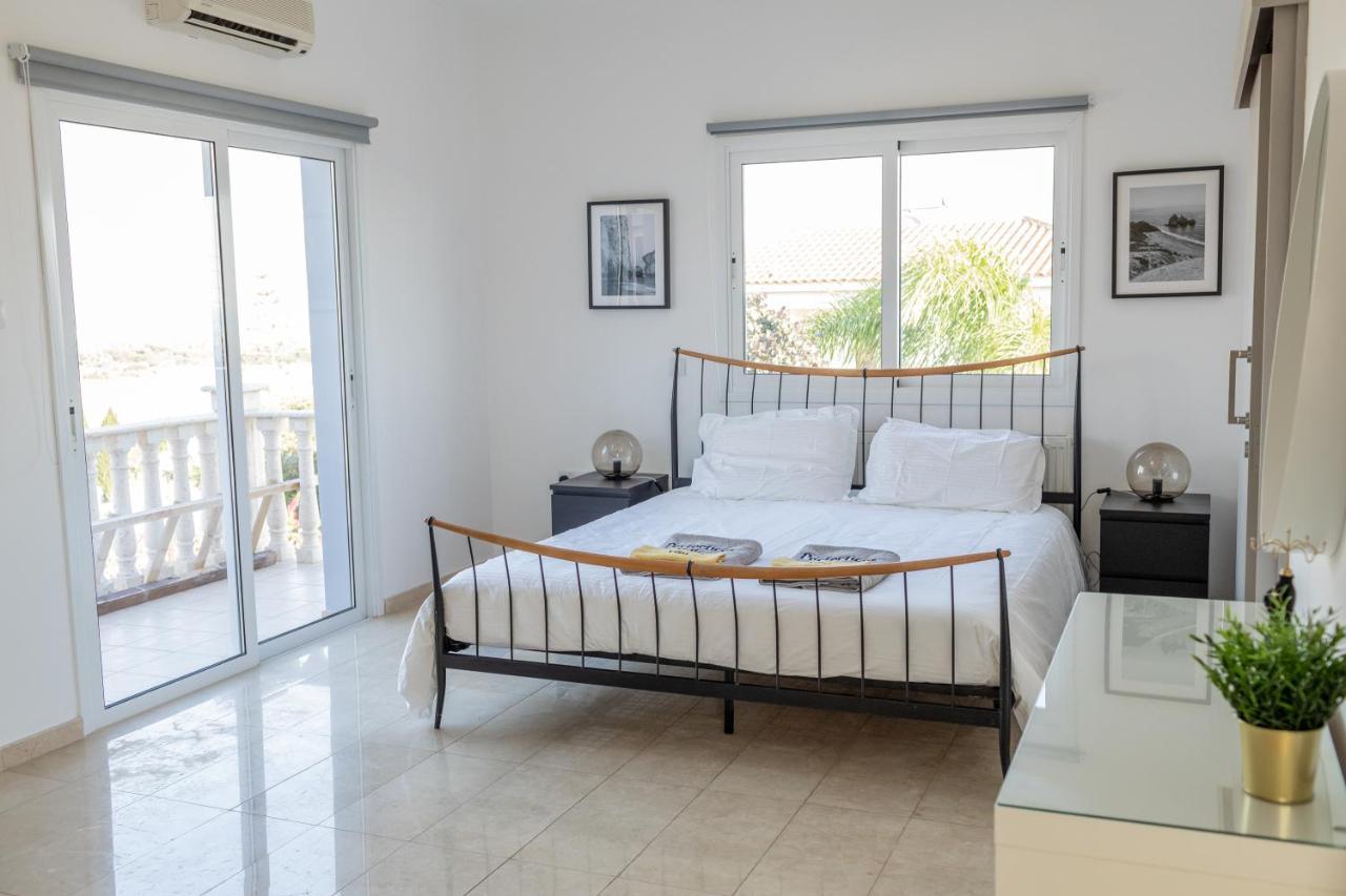 Grand Villa Lynn Seaview Ayia Napa Luaran gambar