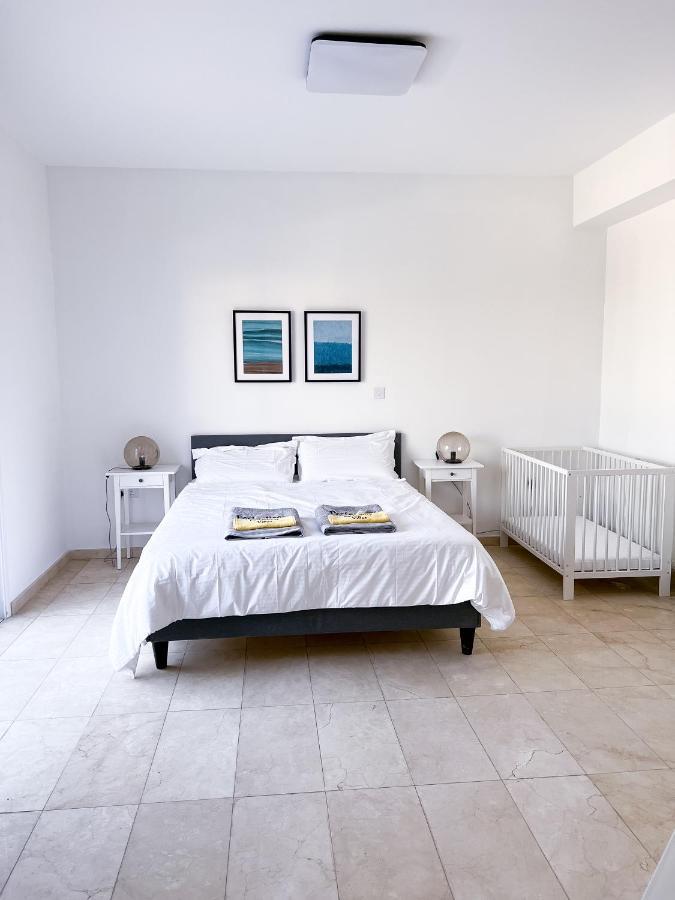 Grand Villa Lynn Seaview Ayia Napa Luaran gambar